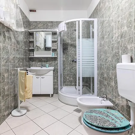 Apartment With Parking Space Postira, Brac - 19107