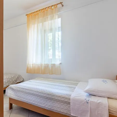 Apartment With Parking Space Postira, Brac - 19107 *