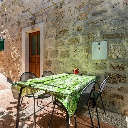 With Parking Space Postira, Brac - 19107 * Postira